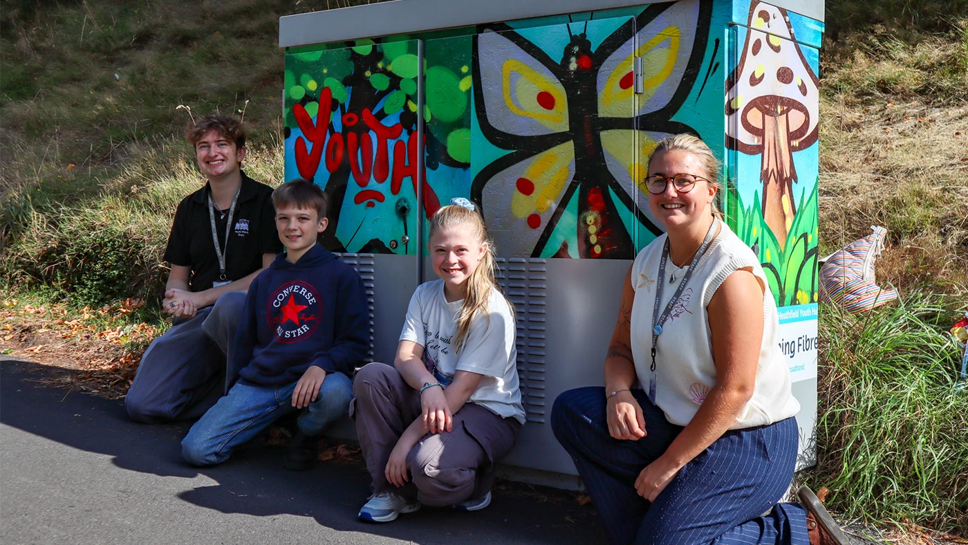 Heathfield youth art wraps lightning fibre cabinet - 01