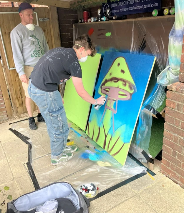 Heathfield youth art wraps lightning fibre cabinet - 05