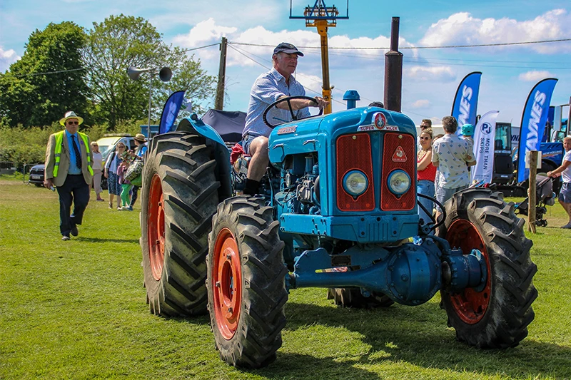 Vintage Tractor - 04